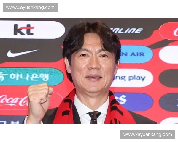 李基赫以其多位置属性和顶级拦截数据，成为洪明甫战术板上的关键变招